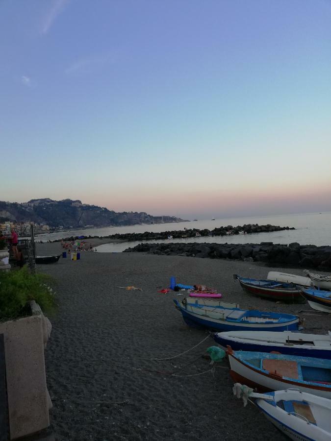 Casa Vacanze Aloha ジャルディーニ・ナクソス エクステリア 写真